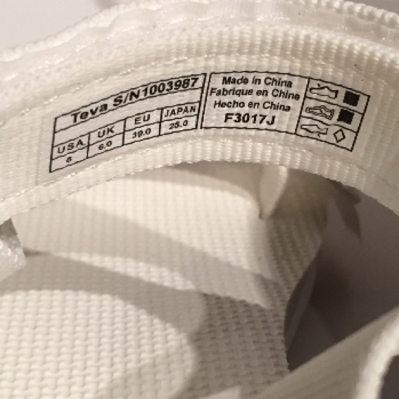 Teva Origunal Universal Bright White Sandal - Picture 6 of 8